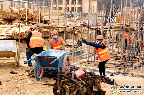 齐建新调研香格里拉城区市政基础建设复 开 工情况